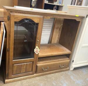 NAME: 53" X 20" X 47" OAK ENTERTAINMENT CABINET