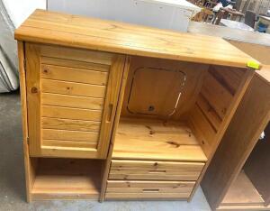 NAME: 49" X 20" X 47" ENTERTAINMENT CABINET, WOOD