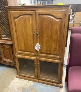 NAME: 38" X 21" X 56" OAK ENTERTAINMENT CABINET