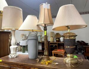 (4) TABLE LAMPS