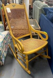 VINTAGE ROCKING CHAIR