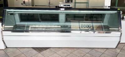 DESCRIPTION: 12' DELI SEAFOOD/ POULTRY DISPLAY CASE BRAND/MODEL: HOWARD-MCCRAY R-CFS35-12 INFORMATION: 115 VOLTS, 2.4 AMPS, 60 HZ, SINGLE PHASE. REMOT