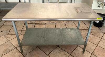 DESCRIPTION: 60" X 30" STAINLESS PREP TABLE SIZE: 60" X 30" LOCATION: STORE FRONT QTY: 1
