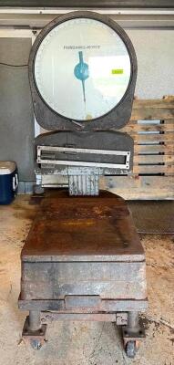 DESCRIPTION: VINTAGE FAIRBANKS MORSE INDUSTRIAL PLATFORM SCALE (LARGE) BRAND/MODEL: FAIRBANKS MORSE SIZE: 6FT LOCATION: WALK INS QTY: 1