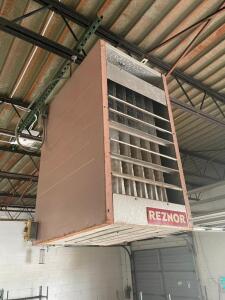 DESCRIPTION: REZNOR NATURAL GAS UNIT HEATER BRAND/MODEL: REZNORE INFORMATION: LADDER AND TOOLS REQUIRED FOR REMOVAL LOCATION: WAREHOUSE QTY: 1