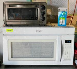 DESCRIPTION: WHRILPOOL MICROWAVE AND TOASTER OVEN SET SIZE: SOLD AS SET. LOCATION: WAREHOUSE QTY: 1