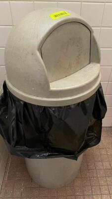 DESCRIPTION: PLASTIC TRASH CAN W/ DOME LID. LOCATION: FRONT QTY: 1