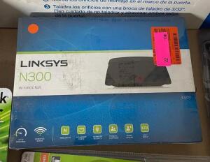NAME: LINKSYS N300 WIFI ROUTER