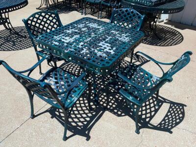 34" X 34" METAL PATIO TABLE W/ (4) CHAIRS