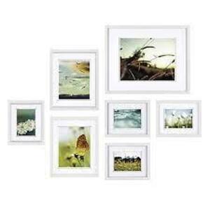 (1) SET OF WOOD PICTURE FRAMES