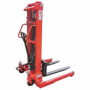 DESCRIPTION: (1) MANUAL STRADDLE STACKER BRAND/MODEL: DAYTON #4VMF1 RETAIL$: 2401.63 EA SIZE: 2000 LB LIMIT QTY: 1