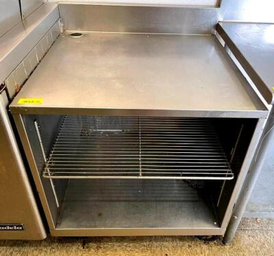 DESCRIPTION: STAINLESS STEEL WORK TABLE WITH UNDERSTORAGE AND BACKSPLASH SIZE: 30"X30"X32" QTY: 1