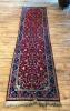 DESCRIPTION: DECORATIVE RUNNER RUG SIZE: 116"X30" QTY: 1