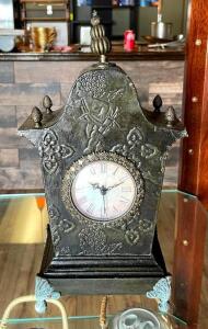 DESCRIPTION: DECORATIVE DESK CLOCK SIZE: 12" QTY: 1