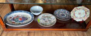 DESCRIPTION: ASSORTED HAND PAINTED PLATES AS SHOWN QTY: 1