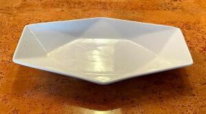 DESCRIPTION: (3) CHINA PLATTERS SIZE: 10"X6" QTY: 3