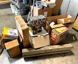 DESCRIPTION: LARGE ASSORTMENT OF AUTOMOTIVE PARTS QTY: 1