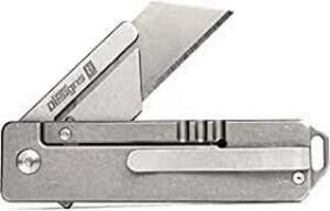 DESCRIPTION: (3) BOXES OF (50) HOOK UTILITY BLADE BRAND/MODEL: DEWALT #DWHT11011 INFORMATION: SILVER RETAIL$: $30.00 PER BOX OF 50 SIZE: LARGE QTY: 3