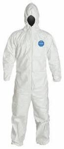 DESCRIPTION: (1) PACK OF (25) HOODED DISPOSABLE COVERALLS BRAND/MODEL: DUPONT TYVEK #6LY36 INFORMATION: WHITE RETAIL$: $258.66 EA SIZE: MEDIUM QTY: 1