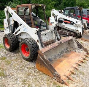 DESCRIPTION: 2015 BOBCAT TURBO 873 TRACK SKID STEER W/ 80" BUCKET BRAND/MODEL: BOBCAT TURBO 873 INFORMATION: SERIAL: 514149260; HOURS: UNKNOWN LOCATIO