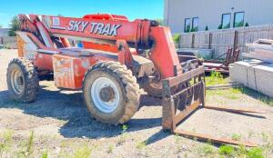 DESCRIPTION: SKYTRAK 8042 LEGACY 8,000LB TELEHANDER BRAND/MODEL: SKYTRAK 8042 INFORMATION: SERIAL:19833, 8000LB CAPACITY, HOURS: 509.21 SIZE: 8000 CAP