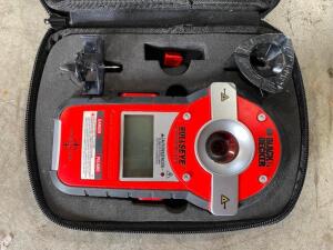 BLACK AND DECKER BULLSEYE AUTO LEVELING LASER