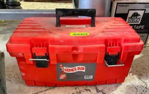 DESCRIPTION: PLASTIC TOOL BOX BRAND/MODEL: HOME DEPOT QTY: 1