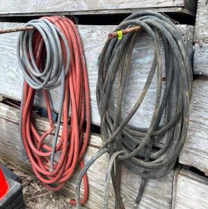 DESCRIPTION: ASSORTED GARDEN HOSES AS SHOWN LOCATION: BACK LOT QTY: 1