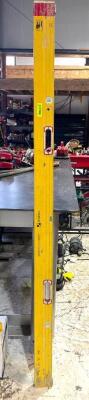 DESCRIPTION: STABILA 7' TO 12' EXTENDABLE PLATE TO PLATE LEVEL BRAND/MODEL: STABILA LOCATION: WAREHOUSE QTY: 1