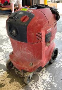 DESCRIPTION: HILTI 150-10 XE 8 GALLON WET/DRY CONSTRUCTION VACUUM (HOSE INCLUDED INSIDE OF UNIT) BRAND/MODEL: HILTI 150-10 XE LOCATION: WAREHOUSE QTY: