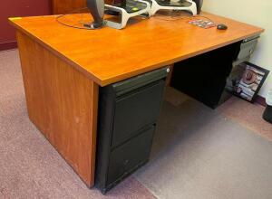 DESCRIPTION: WOODEN OFFICE DESK SIZE: 72"X36" QTY: 1