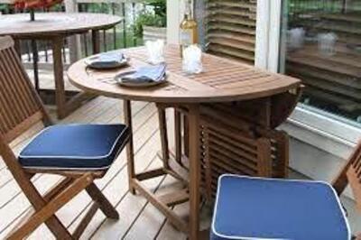 DESCRIPTION: (1) TABLE AND CHAIR SET BRAND/MODEL: OUTDOOR INTERIORS INFORMATION: EUCALYPTUS RETAIL$: $767.00 TOTAL SIZE: 43" FOLDING TABLE, 3 PIECE QT