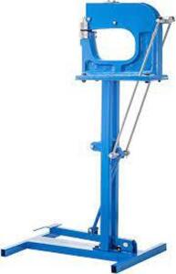 DESCRIPTION: (1) METAL STRETCHER BRAND/MODEL: VEVOR #SS-16F INFORMATION: BLUE RETAIL$: $330.99 EA QTY: 1