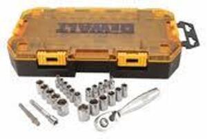 DESCRIPTION: (1) SOCKET SET BRAND/MODEL: DEWALT #617X31 RETAIL$: 51.24 EA SIZE: 1/4" DRIVE QTY: 1