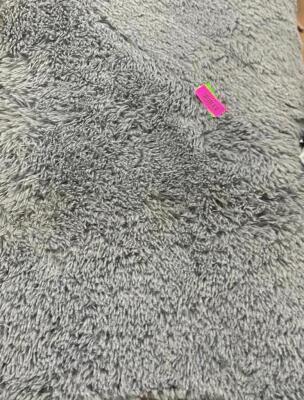 8 FT. LIGHT GREY SHAG AREA RUG