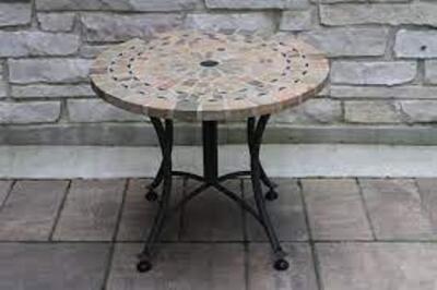 DESCRIPTION: (1) SANDSTONE ACCENT TABLE BRAND/MODEL: OUTDOOR INTERIORS #31224-MS RETAIL$: $136.00 EA SIZE: 24" QTY: 1