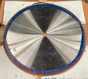 CARBIDE TIPPED CIRCULAR SAW BLADE