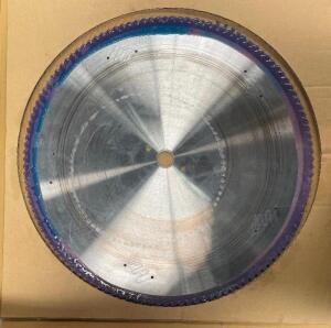 CARBIDE TIPPED CIRCULAR SAW BLADE