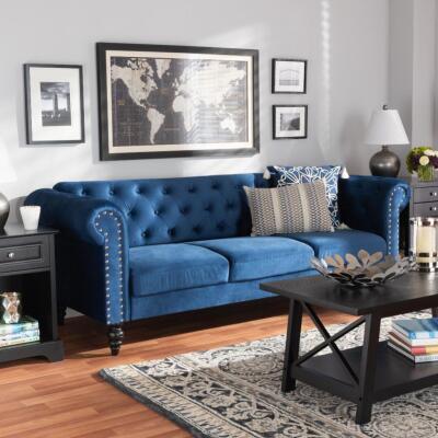 DESCRIPTION (1) BAXTON STUDIO EMMA TRADITIONAL CHESTERFIELD SOFA BRAND/MODEL 163-10309-OJC ADDITIONAL INFORMATION BUTTON TUFTED/BLUE/VELVET FABRIC/RET