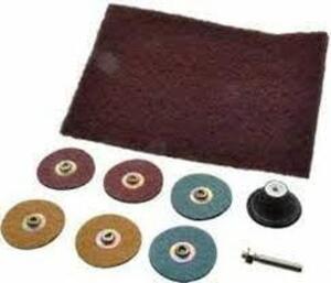 DESCRIPTION: (2) NON-WOVEN DISCS ASSORTMENT KIT BRAND/MODEL: BRITE STAR RETAIL$: $19.79 EA SIZE: 2" QTY: 2