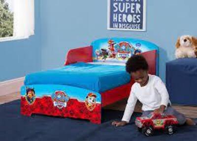 DESCRIPTION: (1) FOOTBOARD JUST THE FOOT BOARD IN THE PICTURE BRAND/MODEL: PAW PATROL RETAIL$: $50.00 EA SIZE: JUST THE FOOTBOARD QTY: 1