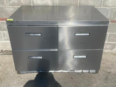 DESCRIPTION: DELFIELD 44" REFRIGERATED WORK TABLE BRAND / MODEL: DELFIELD D4448N ADDITIONAL INFORMATION 115 VOLT, 1 PHASE SIZE 44" LOCATION: BAY 6 QTY