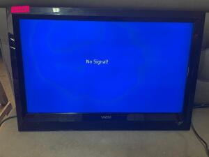 DESCRIPTION: VIZIO 32" FLAT SCREEN TV BRAND / MODEL: VIZIO VL320M ADDITIONAL INFORMATION NO POWER CORD SIZE 32" LOCATION: BAY 6 QTY: 1