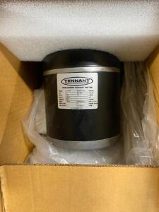 DESCRIPTION (1) TENNAT PERMANENT MAGNET ELECTRIC MOTOR BRAND/MODEL 377436 ADDITIONAL INFORMATION FOR USE WITH TENNANT FLOOR SCRUBBERS/HP: 0.5/26VDC/15