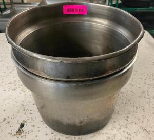DESCRIPTION: (2) 11" ROUND STAINLESS SOUP CROCK INSERTS SIZE 11" R LOCATION: BAY 6 THIS LOT IS: SOLD BY THE PIECE QTY: 2
