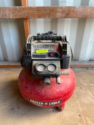 DESCRIPTION: PORTER CABLE 6 GALLON PANCAKE PORTABLE AIR COMPRESSOR BRAND/MODEL: PORTER CABLE C2002 LOCATION: SPACE CENTER LOT QTY: 1