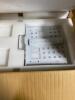 DESCRIPTION (1) TEKTRONIX RACK MOUNT KIT BRAND/MODEL RM4TEKTRONIX ADDITIONAL INFORMATION FOR 4 SERIES MSO UNIT/WHITE/RETAILS AT $1,110.00 THIS LOT IS - 5