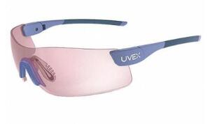 DESCRIPTION (10) HONEYWELL UVEX SAFETY GLASSES BRAND/MODEL SX02010X ADDITIONAL INFORMATION ANTI-FOG/BLUE/POLYCARBONATE SIZE UNIVERSAL THIS LOT IS SOLD