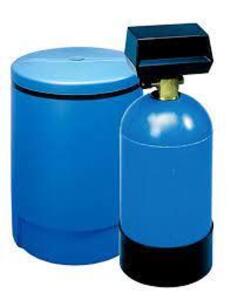 DESCRIPTION: (1) WAREWASHING WATER SOFTENER BRAND/MODEL: 3M #HWS050 RETAIL$: $1795.99 EA SIZE: 2 PARTS, BOTH PARTS INCLUDED QTY: 1