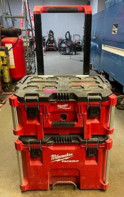 DESCRIPTION: MILWAUKEE 2-PIECE PACKOUT MOBILE TOOLBOX LOCATION: SHOWROOM #2 QTY: 1